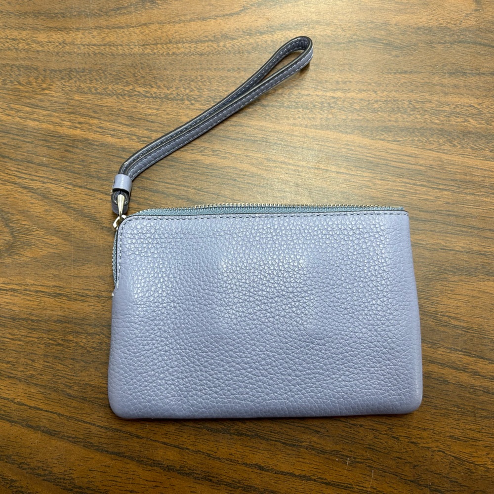 New Disney x Coach Princess Cinderella Corner Zip Wristlet in Periwinkle - Picture 2 of 7